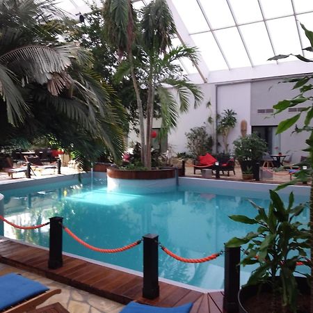Tropical Hotel Durbuy Kültér fotó