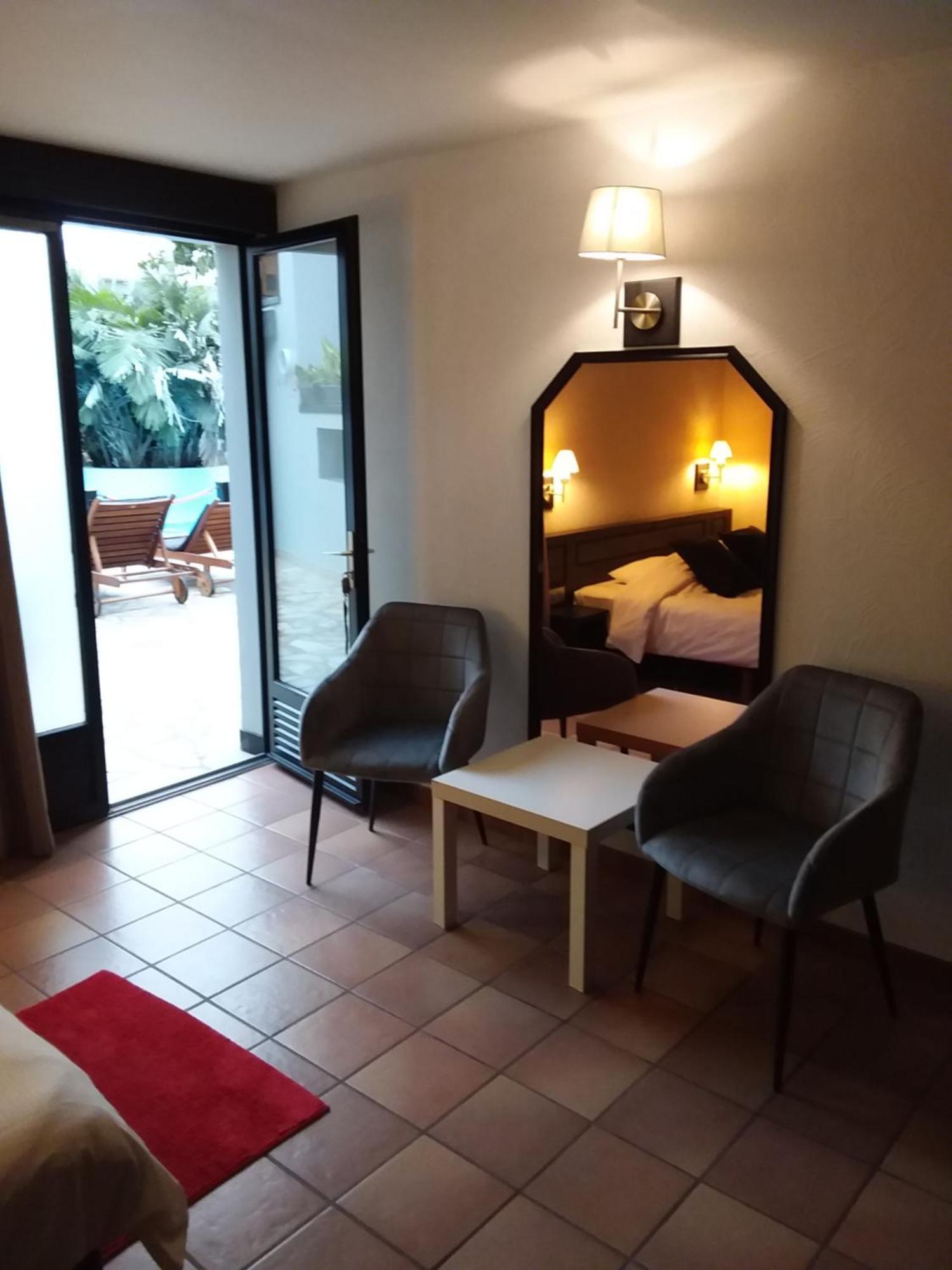 Tropical Hotel Durbuy Kültér fotó