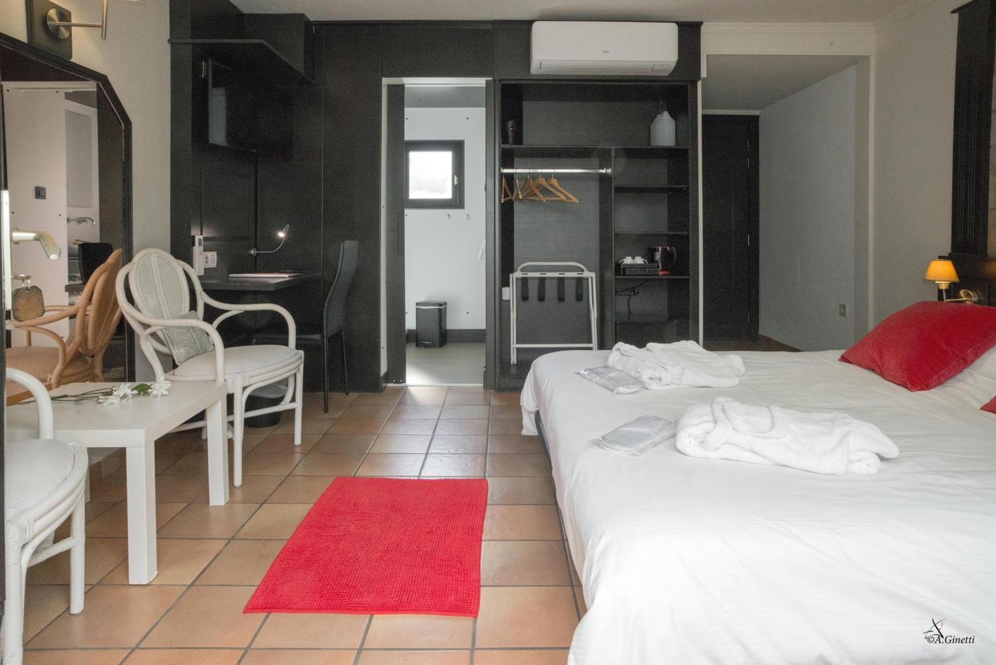 Tropical Hotel Durbuy Kültér fotó